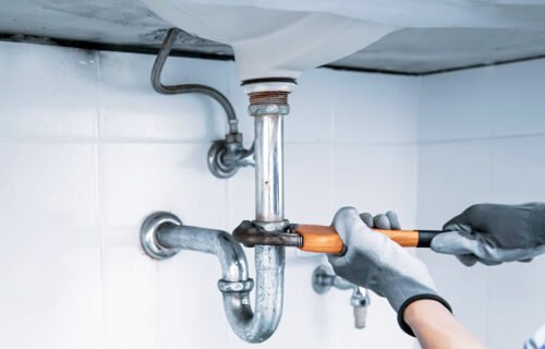 Common Plumbing Problems and DIY Fixes for Homeowners